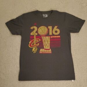 Adidas Gray Cleveland Caveliers 2016 NBA Champions T-Shirt Size M Medium